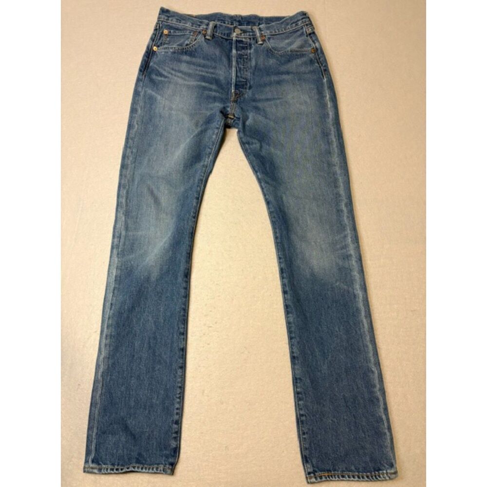 Levi's 501 Original Fit Mens Jeans 31x34 Button Fly Red Tab Medium Wash